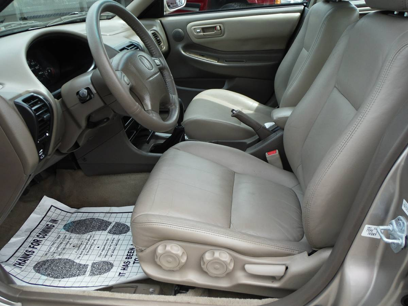 Illustration for article titled At $4,433, Would You Make This 2001 Acura Integra GS-R An Integral Part Of Your Life?